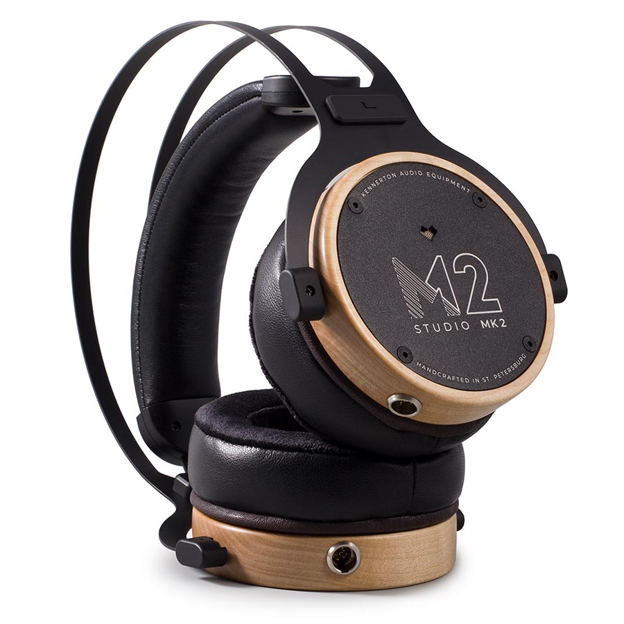 M12 Studio - Image 3